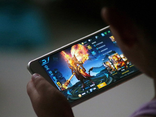 Trung Quốc lo sợ nghiện game phá hủy sức mạnh quân đội