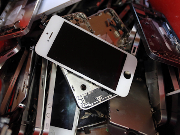 Apple và các hãng smartphone đang xem nhẹ bảo vệ môi trường