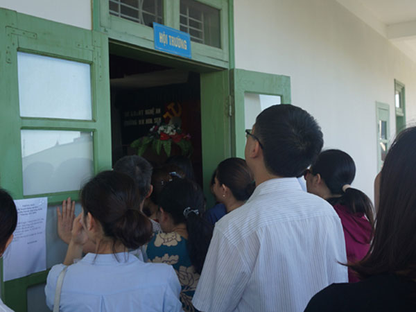 Bốc thăm vào trường mầm non: Hồi hộp hơn chờ kết quả xổ số!