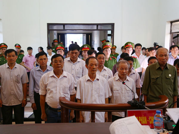 Cán bộ địa chính thao túng đất ở Đồng Tâm bị đề nghị 7-8 năm tù