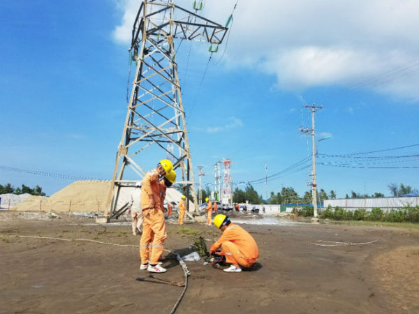 Đứt đường dây vượt biển, toàn đảo Cát Bà mất điện