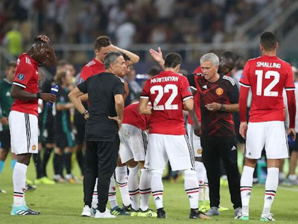 Mourinho: "Nếu VAR hoạt động tốt, trận đấu đã có hiệp phụ"