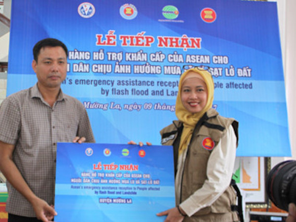 Sơn La tiếp nhận hàng cứu trợ dân vùng lũ của ASEAN