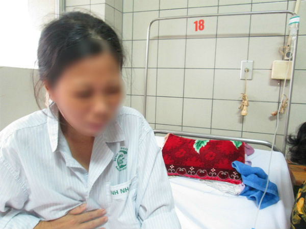 Tủi hờn ký ức của người đàn bà "cưới được 10 ngày thì bị chồng lôi ra đánh đập"