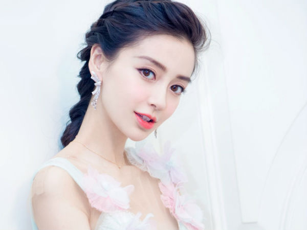 Mang chồng con, chuyện ly hôn để mua vui, đây mới là những "nữ hoàng thị phi" mới của Cbiz