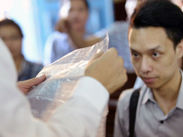 Cơ quan nào có quyền điều tra bức thư nylon trong vụ án Phương Nga?