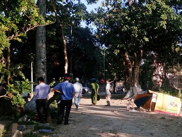 Huế: Bệnh nhân chạy thận tử vong ở công viên