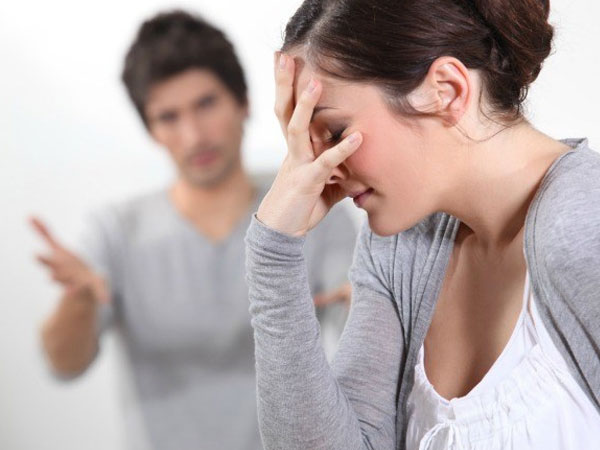 Sai lầm lớn nào ở phụ nữ khiến tình cảm vợ chồng rạn nứt?