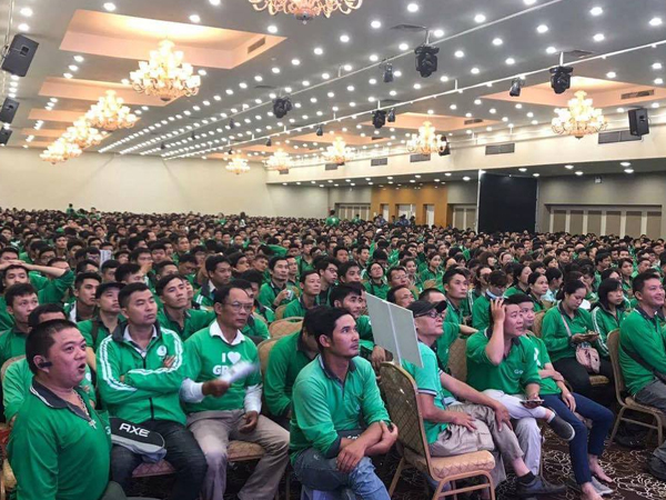 Bên trong "đại hội" hoành tráng của GrabBike tại Hà Nội