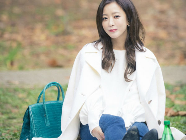 Mỹ nhân không tuổi Kim Hee Sun dát hàng hiệu không đếm xuể trong "Phẩm chất quý cô"