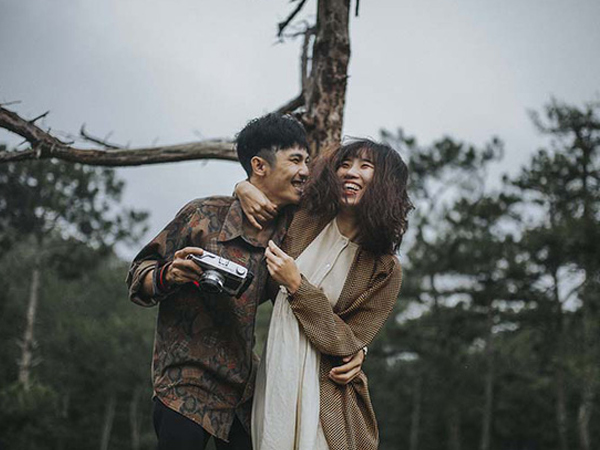 Bộ ảnh lãng mạn ở Đà Lạt của cặp đôi yêu nhau sau 7 năm bạn bè