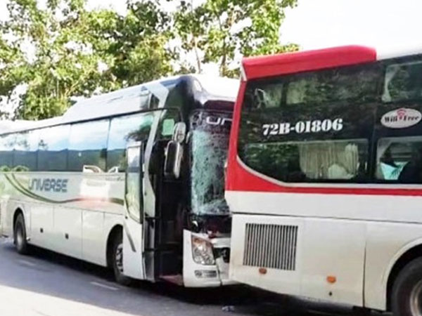 Không có chuyện xe giường nằm dìu xe khách trên đèo Bảo Lộc