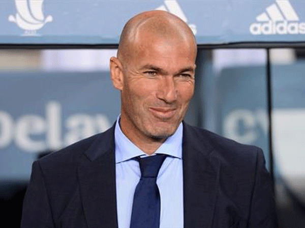 Real thắng đậm Barca: Từ nay, El Clasico có màu trắng!