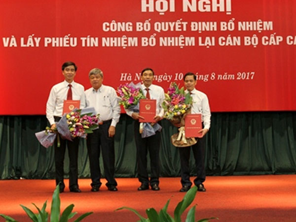 Sau đợt tuyển dụng ồ ạt, Agribank bổ nhiệm thêm 3 lãnh đạo cao cấp