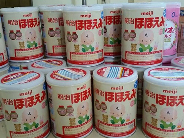 Ăn quá nhiều thịt đỏ, tôm to, cá to, sữa "xách tay": Người Việt ngày càng thấp lùn!