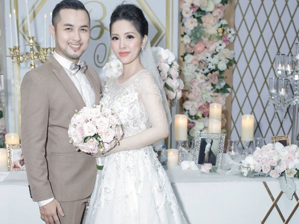 Anh trai Bảo Thy tổ chức đám cưới hoành tráng với vợ hot girl 9X