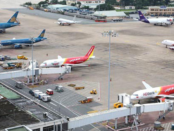 Bộ Giao thông tăng giá dịch vụ sân bay