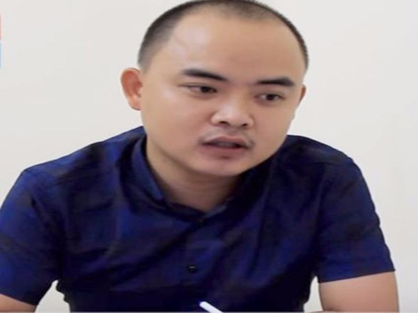 Cán bộ ngân hàng đi xe hơi tông chết bé 7 tuổi rồi trốn