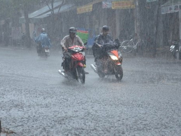 Dự báo thời tiết 16/8: Hà Nội, Sài Gòn mưa to