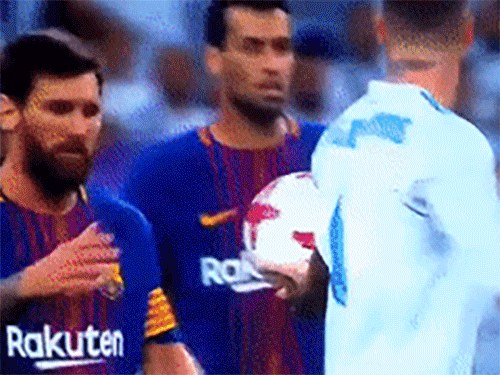 Messi chửi bậy khi bị Ramos chọc tức