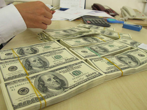 Ngân hàng Nhà nước bán USD trên 23.100 đồng