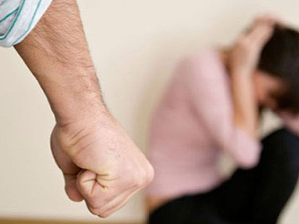 Chuyện những gã đàn ông hay đánh vợ dù vẫn rất yêu