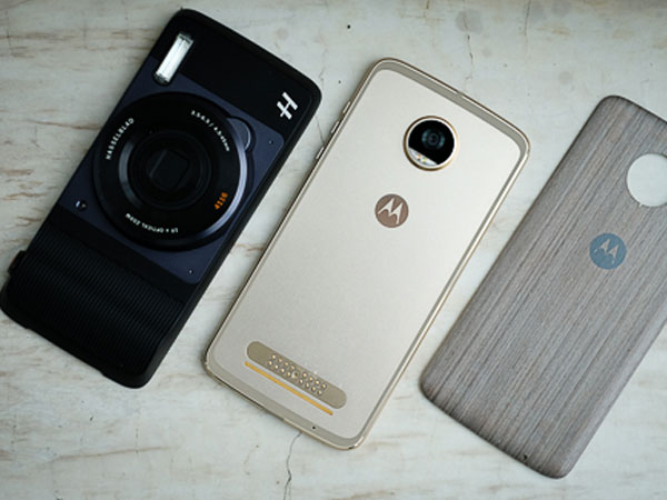 Moto Z2 Play - smartphone siêu mỏng, pin lâu