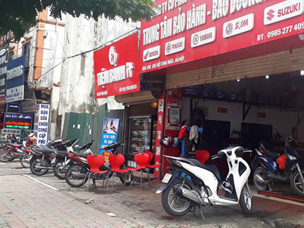 Nghi án bắn người trong tiệm sửa xe ở Hà Nội