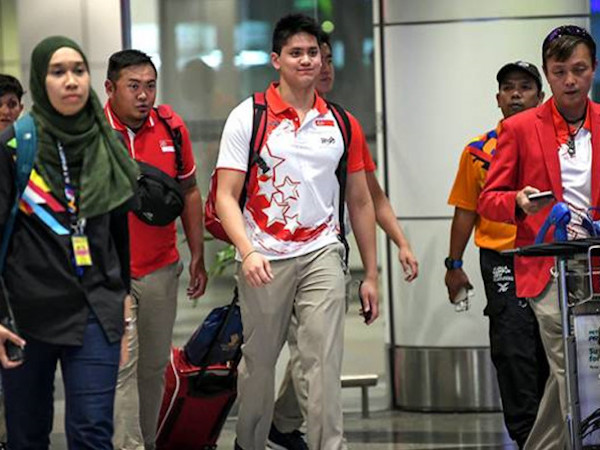 Kình ngư nổi tiếng Singapore xin lỗi chủ nhà SEA Games