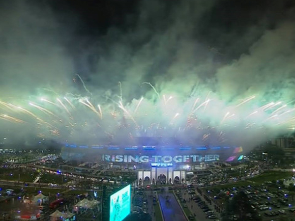 Màn pháo hoa độc đáo và hoành tráng ở lễ khai mạc SEA Games 29