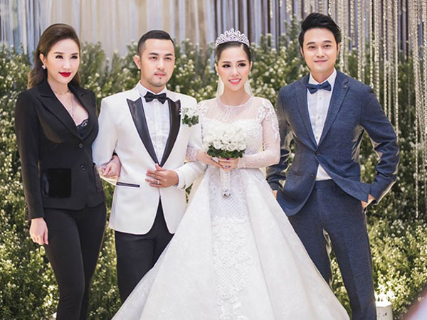 Bảo Thy hát với Quang Vinh trong đám cưới anh trai