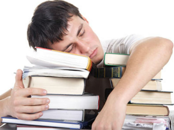 Giờ ngủ hợp lý cho học sinh khi vào năm học mới