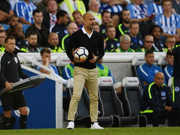 Pep Guardiola chơi tâm lý chiến kích động cầu thủ dự bị Man City