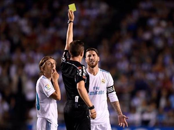 Ramos lập kỷ lục về số lần bị đuổi khỏi sân