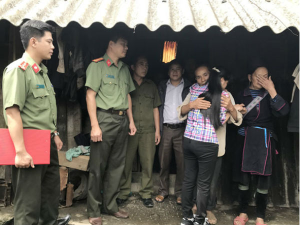 Sau gần 1 tháng bị bán sang Trung Quốc làm vợ, nữ sinh ở Lào Cai đã trở về với gia đình