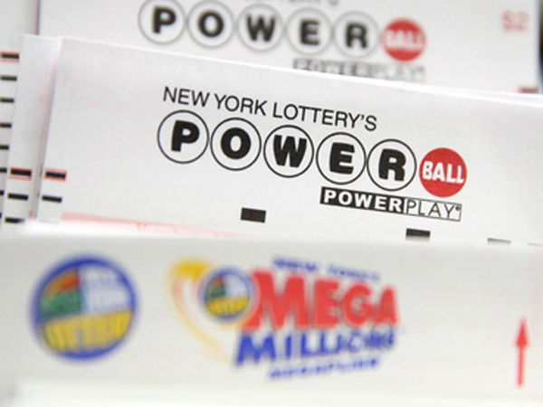 Mỹ lại sốt vì giải độc đắc Powerball tăng lên 650 triệu USD