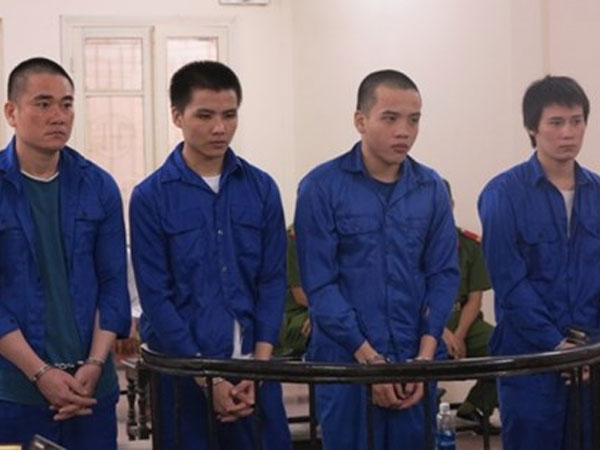 Tuyên phạt tử hình cả 4 đối tượng trong vụ vận chuyển 75 bánh heroin