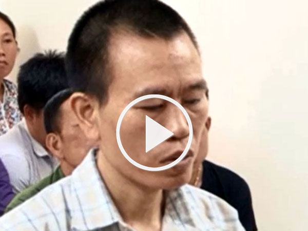 Video: Nghi vợ ngoại tình, chồng cầm dao chém vợ tử vong