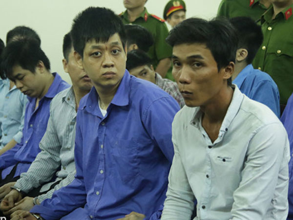 "Đại bàng" trại giam đánh chết bạn tù thoát án tử