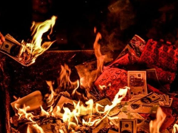Tháng cô hồn và những quan niệm sai lầm