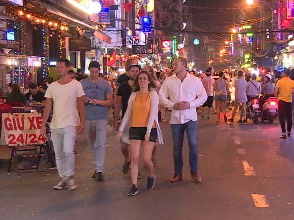 100 triệu đồng mỗi m2 nhà hẻm gần phố đi bộ Bùi Viện