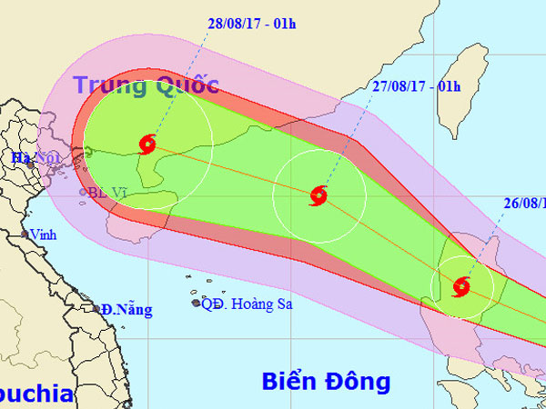 Bão Pakhar liên tục tăng cấp hướng vào Biển Đông