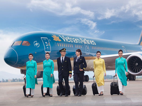 Vietnam Airlines vào top 10 Nhãn hiệu nổi tiếng nhất VN 2017