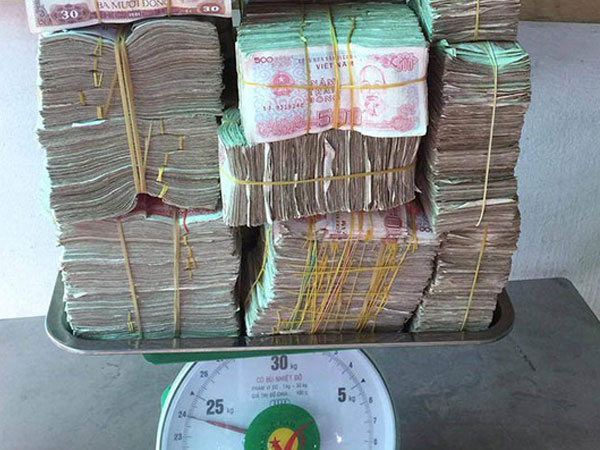 Công an Tiền Giang: "Chúng tôi không đồng ý quan điểm xử lý tài xế đưa tiền lẻ"