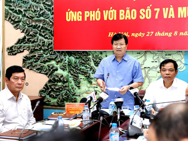 Thủ tướng gửi công điện khẩn ứng phó với bão số 7 và mưa lũ sau bão