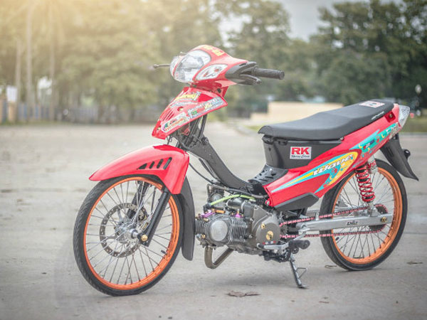 Cận cảnh Honda Wave 125 bản độ, càng nhìn càng hay