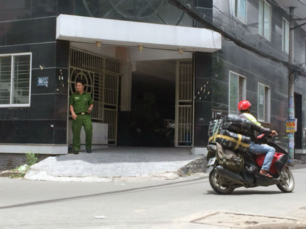 Nam thanh niên bị đâm gục trong trận cãi vã ở Sài Gòn