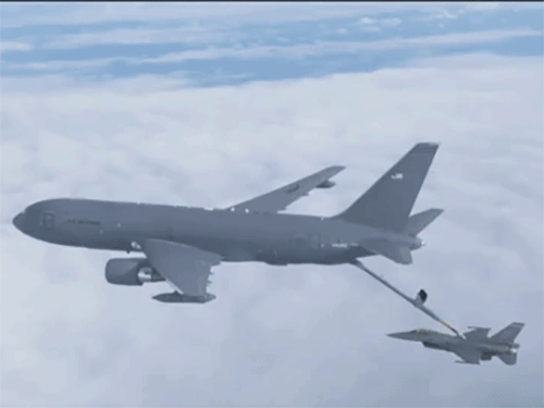 [Infographic] KC-46A Pegasus, "bầu sữa trên không" của quân đội Mỹ
