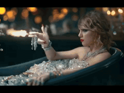Taylor Swift: Không chỉ trả thù kẻ khác mà còn bóp chết chính mình