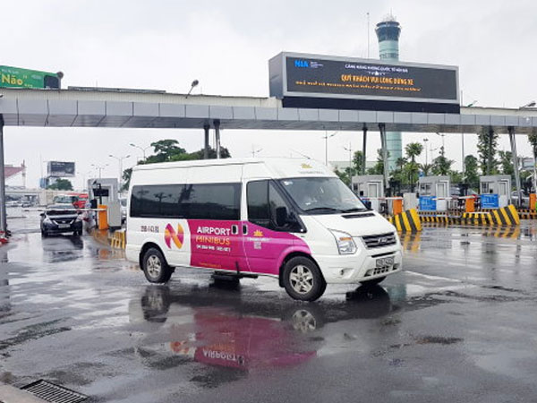 Thu phí sân bay căn cứ vào đâu, thu tới chừng nào?
